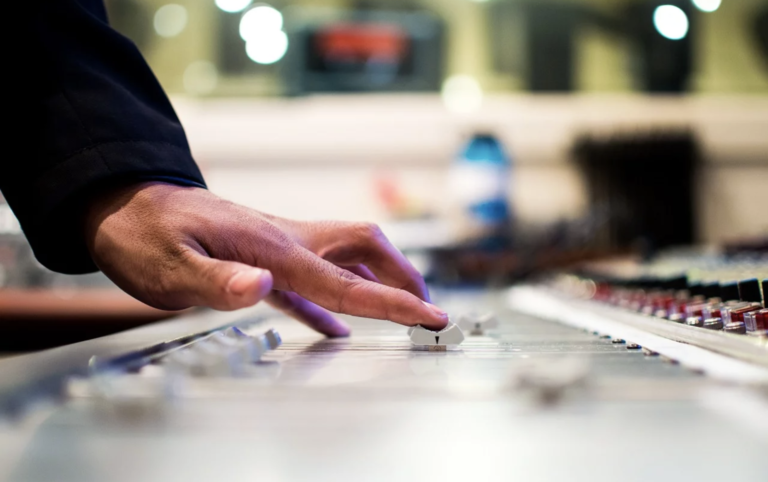 Sound engineer - 3 hours