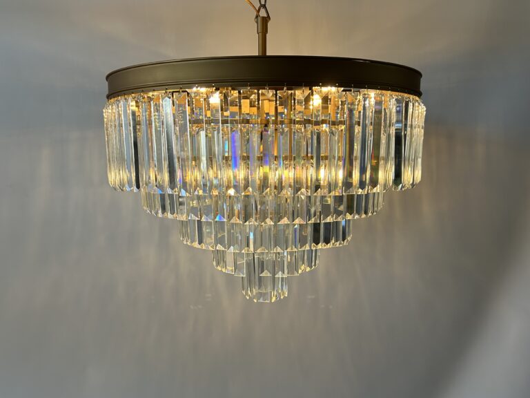 Candelabro Dorado Contemporáneo